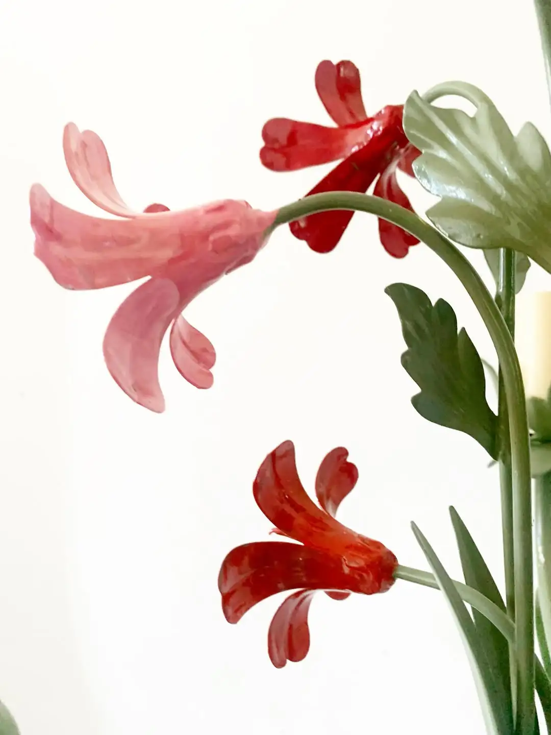 suspension-vintage-fleurs-rouges