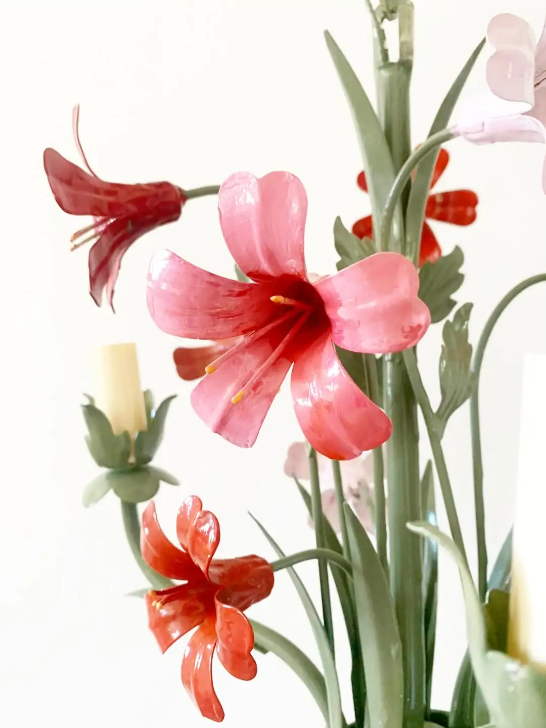 weigelia-botanical-pendant-light
