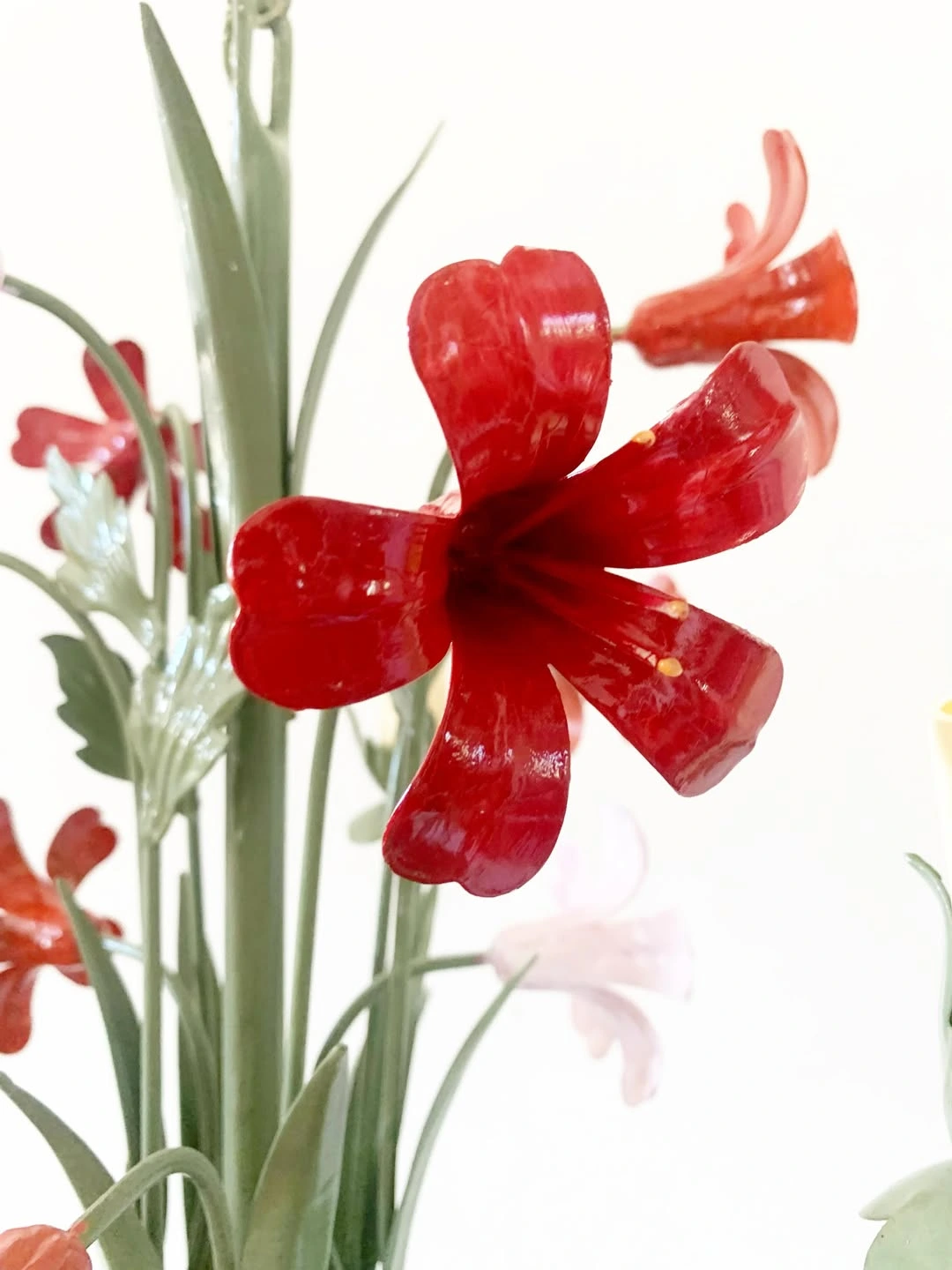 weigelia-floral-hanging-light