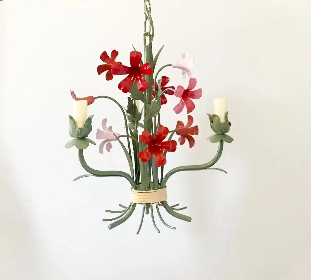 weigelia-vintage-floral-chandelier